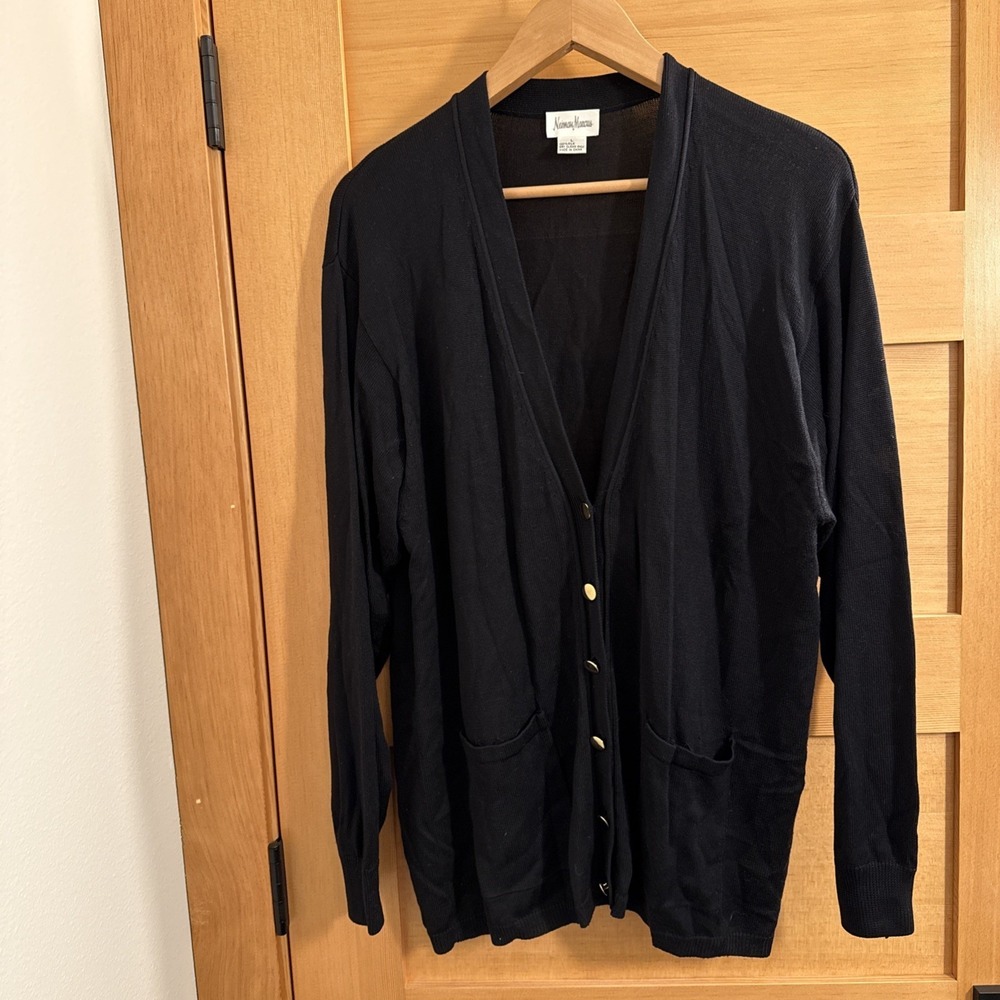 Wmns 90s Vintage NEIMAN MARCUS 100% Silk Black Button Up Knit Cardigan Sweater L
